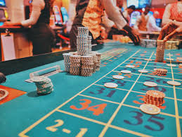 The World of Gambling and Casinos: A Journey Through Risk, Reward, and Entertainment